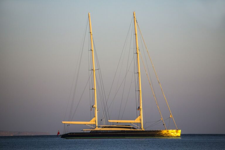 86m Sailing Yacht AQUIJO Enters the Yachts for Sale Market