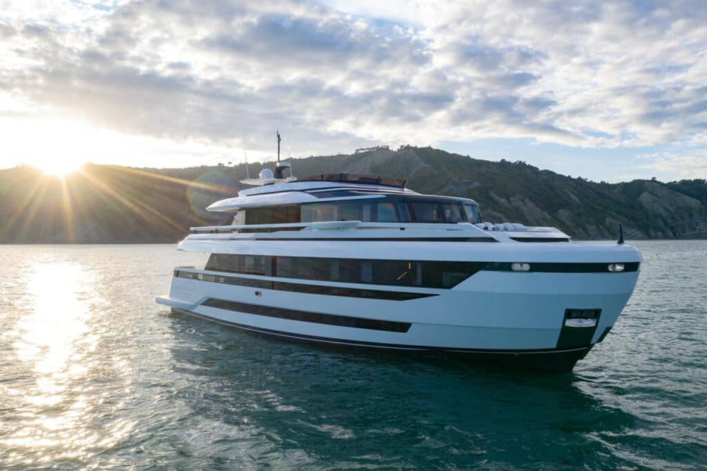 Featured Yacht Listing: 28.5m MYOHANA Motor Yacht