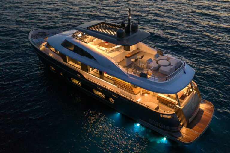 The Aberton Yachts team announces the sale of the 25m M/Y OREL, a long-range Magellano yacht from the Italian shipyard Azimut Yachts.