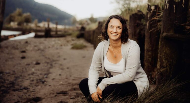 Read here about Eleanor Briggs, Head of Marketing & Creative at Arksen, how she got started, and how she stays inspired.