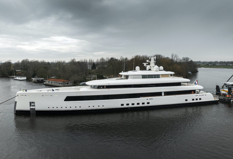 Dutch shipyard Feadship has launched 221ft (67.4m) Project 823 following her construction at the Kaag shipyard.