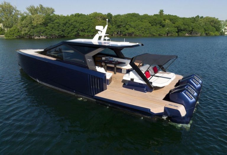 New wallypower58X has added powerful outboard propulsion thanks to four Mercury Verado V12 600 outboard engines supplying 2,400hp. Read more.