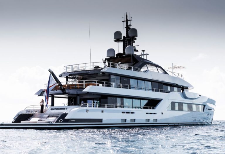 The second Amels 60 superyacht ENTOURAGE has revealed her interiors for the first time since delivery to her owner earlier this year.
