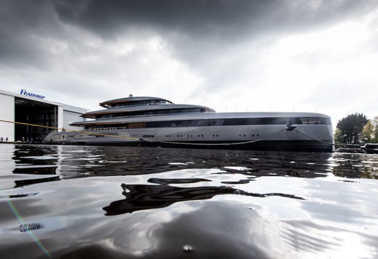 Feadship’s 276.3ft (84.2m) OBSIDIAN (previously Project 710) moves onto the next phase of her build process.