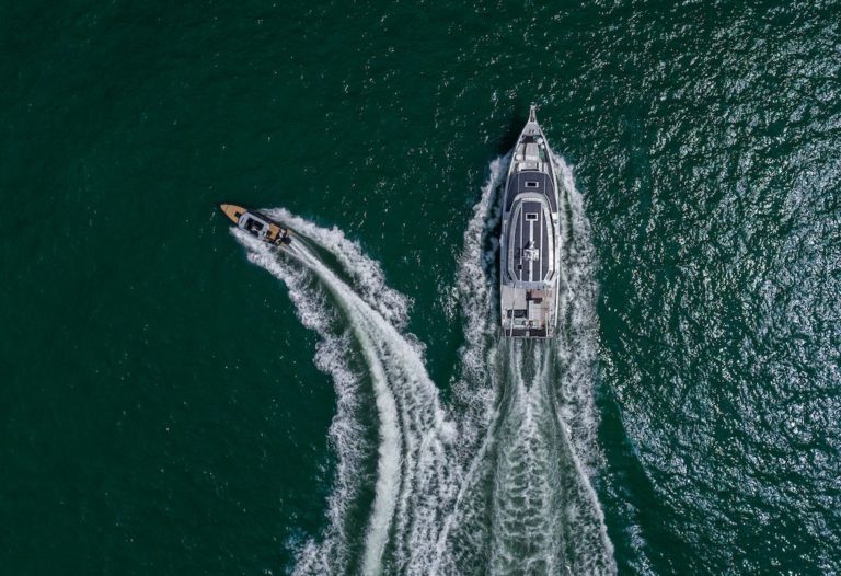 Arksen has released new footage of their 85ft explorer yacht, Project Pelagos, on sea trials on the Solent straight from the Wight shipyard.