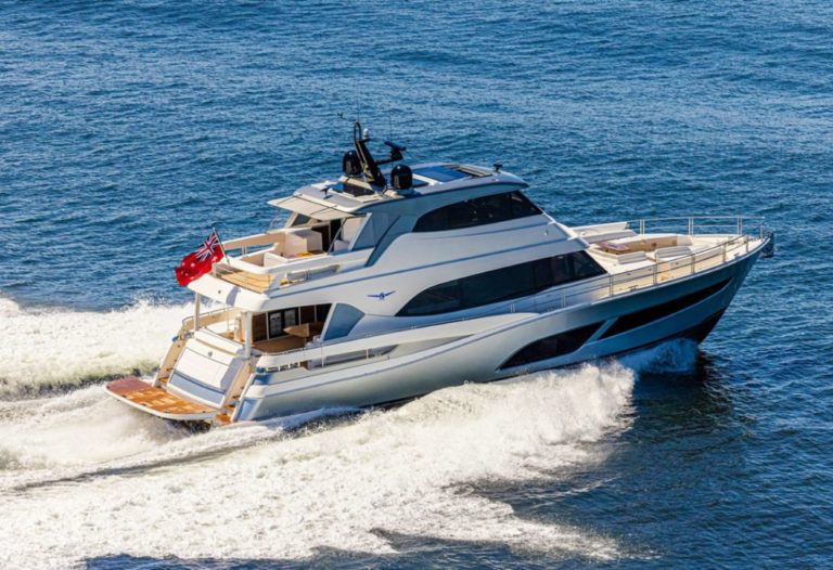 78 Motor Yacht Enclosed 2024 78' RIVIERA Motor Yacht. Boating in Florida Guide 2023