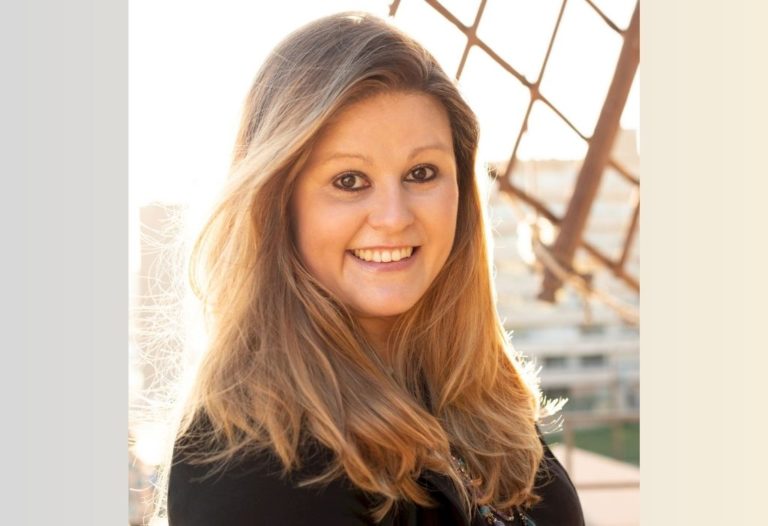 Read more about Stephanie Skinner, CEO and yacht broker of SNS Yacht Charter, how she got started, and stays inspired.