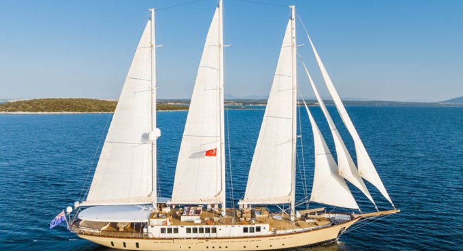 YAZZ – 183'8" (56m) sailing yacht.