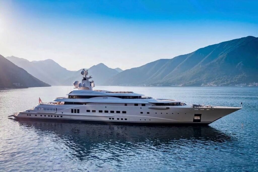 10 Most Expensive Motor Yachts for Sale on YATCO | YATCO PELORUS 2003 377' 4" LURSSEN Motor Yacht.