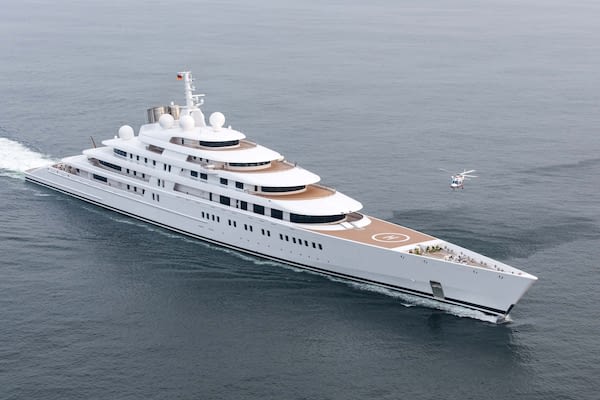 Mega Yacht vs Superyacht | Differences, Sizes & Prices | YATCO Azzam 590 ft (180 m) private yacht. Discover the difference between a mega yacht vs superyacht, from sizes and features to prices and the world’s largest vessels.