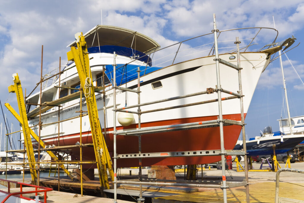 Boat Flipping | Buy, Renovate & Sell for Profit | YATCO A boat docked and ready for boat flipping.