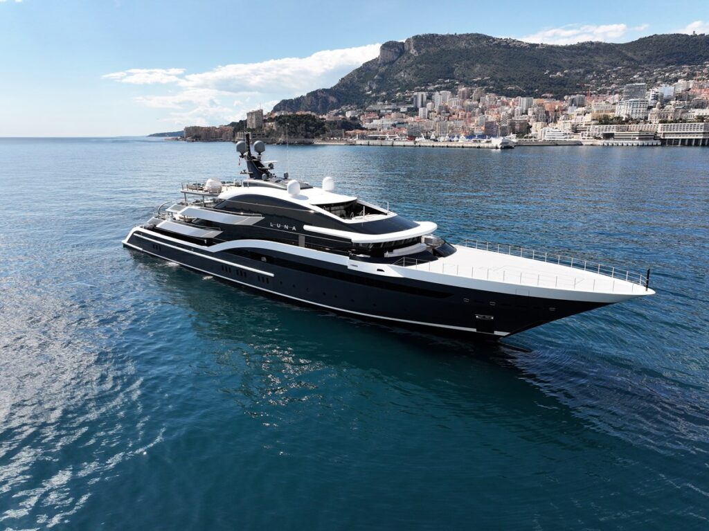 Monaco Yacht Show YATCO SHOWBOOK 2025 | YATCO 90m (295ft) LUNA was built by Oceanco in 2018. With a striking black and white hull, this megayacht has seven cabins to accommodate up to 14 guests.