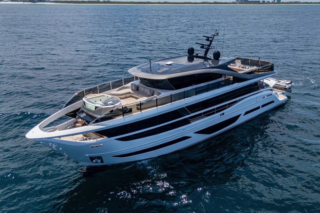 Fort Lauderdale International Boat Show YATCO SHOWBOOK SPLASH is a 95ft 5in (29.1m) motor yacht built by Princess Yachts in 2022.