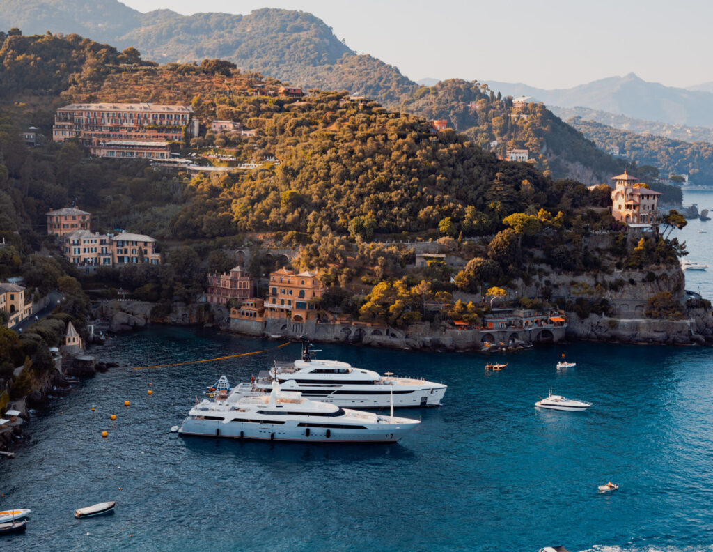 Armada Club launches the first private dining concept aboard superyachts, offering secure luxury access in Monaco, Palm Beach & Dubai.