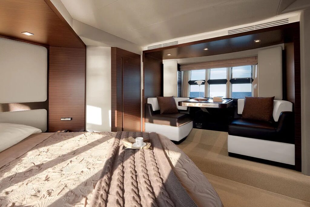 Azimut 55S Yacht | Buying Guide | Specs | Features | YATCO Azimut 55S yacht interior bedroom.