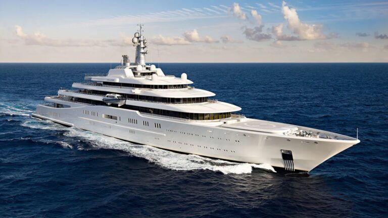 A luxury mega yacht. Discover luxury superyachts like ECLIPSE and other billionaire yachts, detailed specs, market prices, pros & cons, and expert buying tips.
