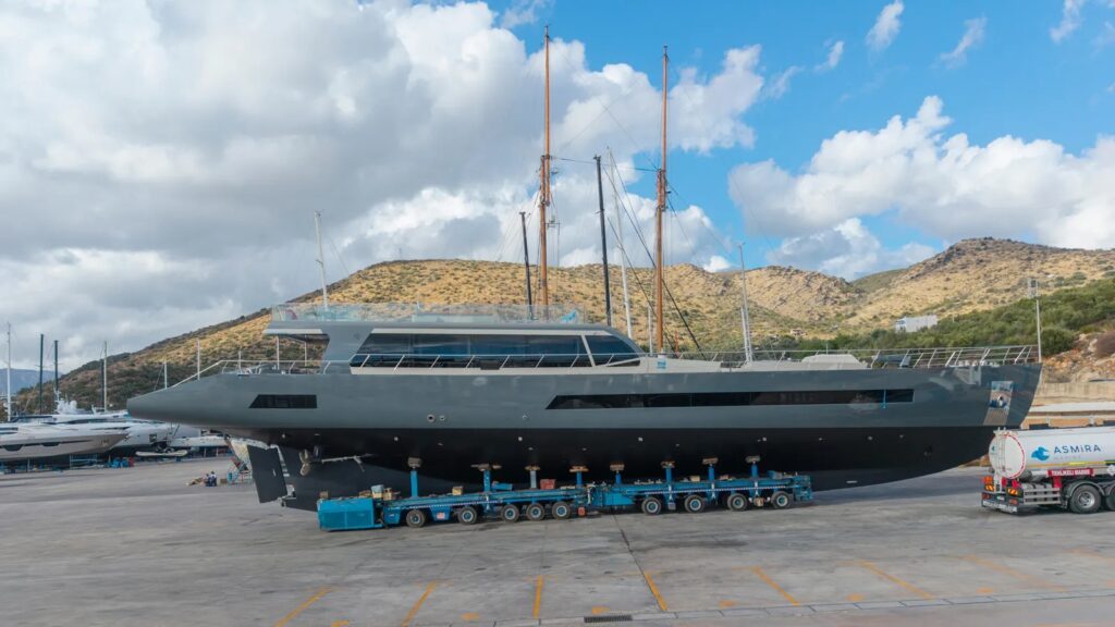 BOA Kingdom Motorsailer by BOA Yachts.