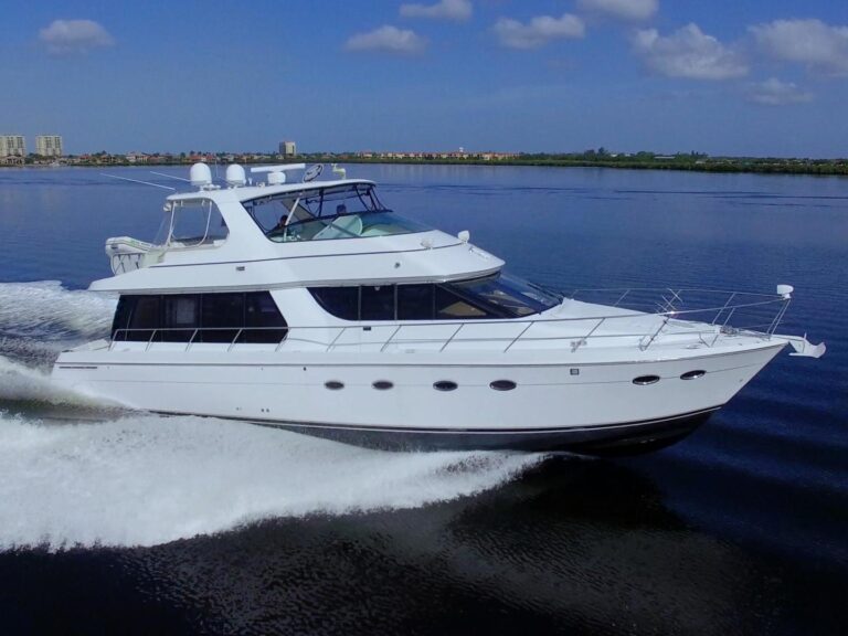 A carver yacht sailing on the ocean. Explore every Carver Yachts models with verified listings, detailed specs, pricing guides, and expert buying tips on YATCO.